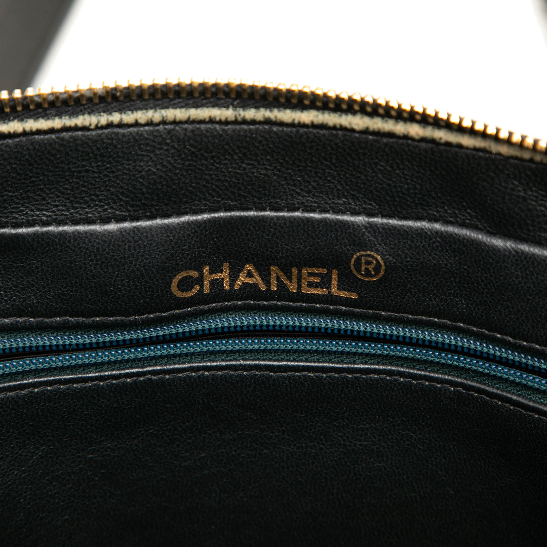 Chanel Matelassé Sac Cuir d'agneau Noir – vue 5 – GABY PARIS