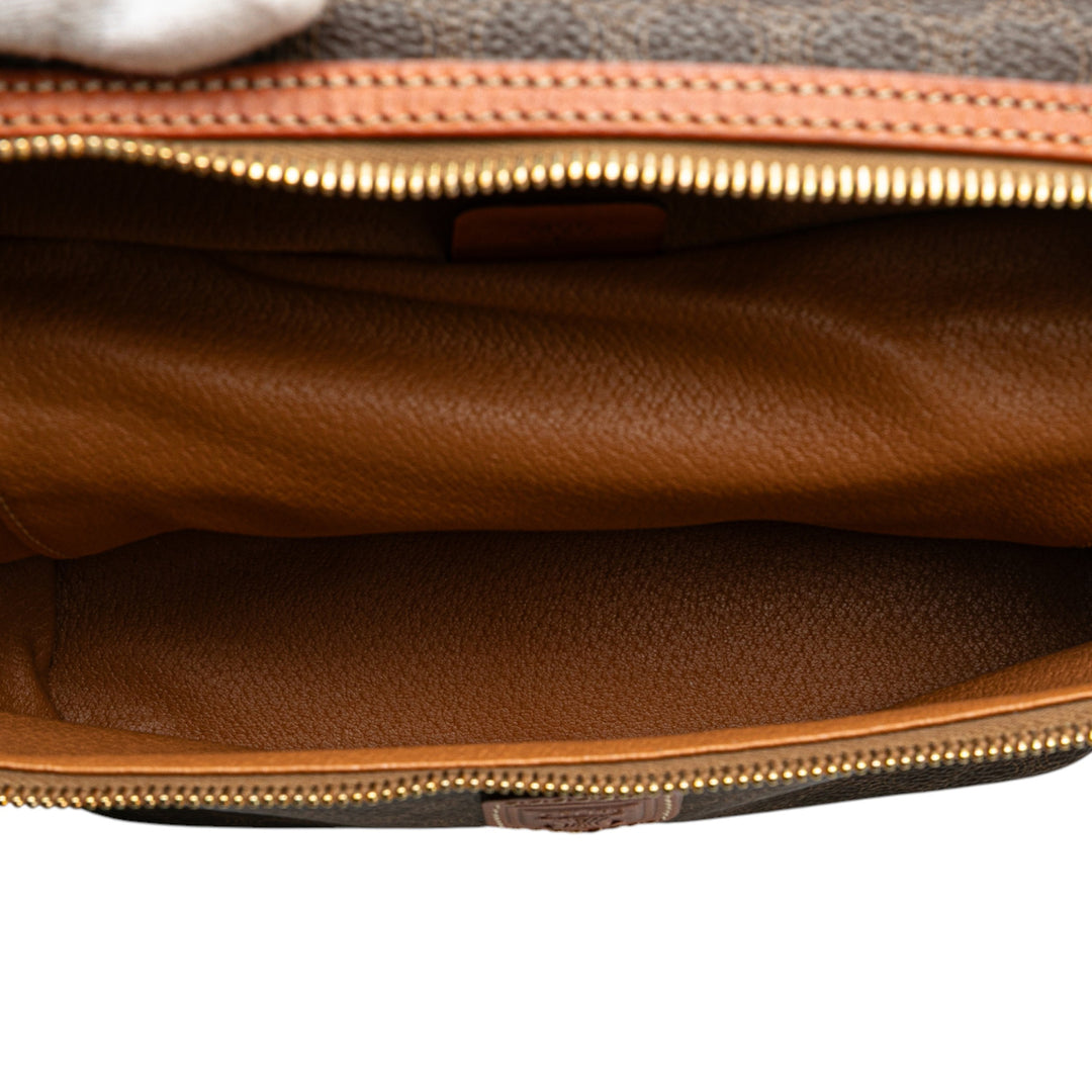 Celine Macadam Coated Toile Vanity Bag Marron – GABY PARIS Authentique