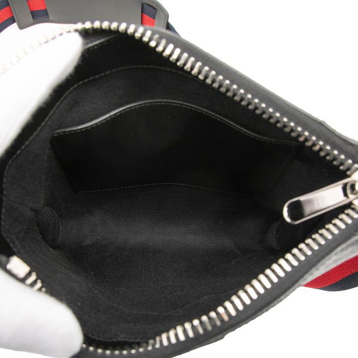 Gucci Small GG Supreme Web Messenger Sac