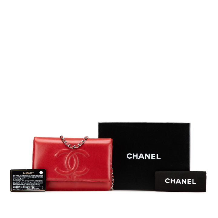 CC Calfskin Wallet On Chain Red - Gaby Paris