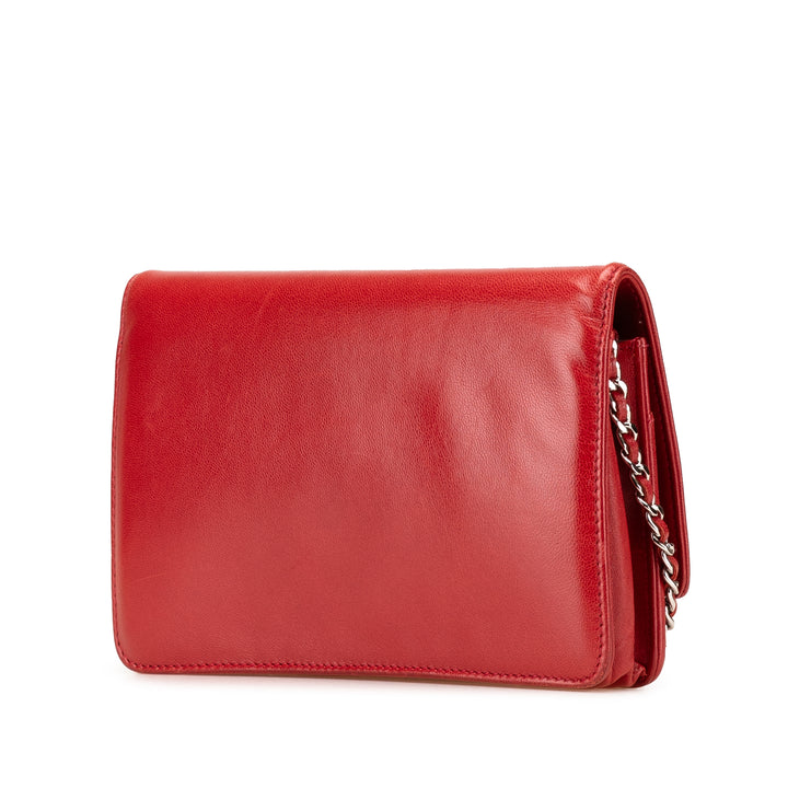 CC Calfskin Wallet On Chain Red - Gaby Paris