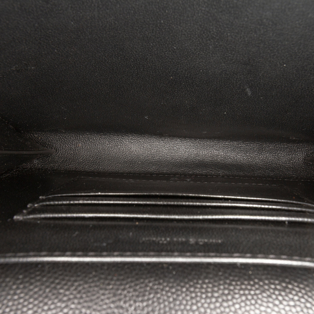 Saint Laurent Grain De Poudre Monogram Cassandra Chain Portefeuille