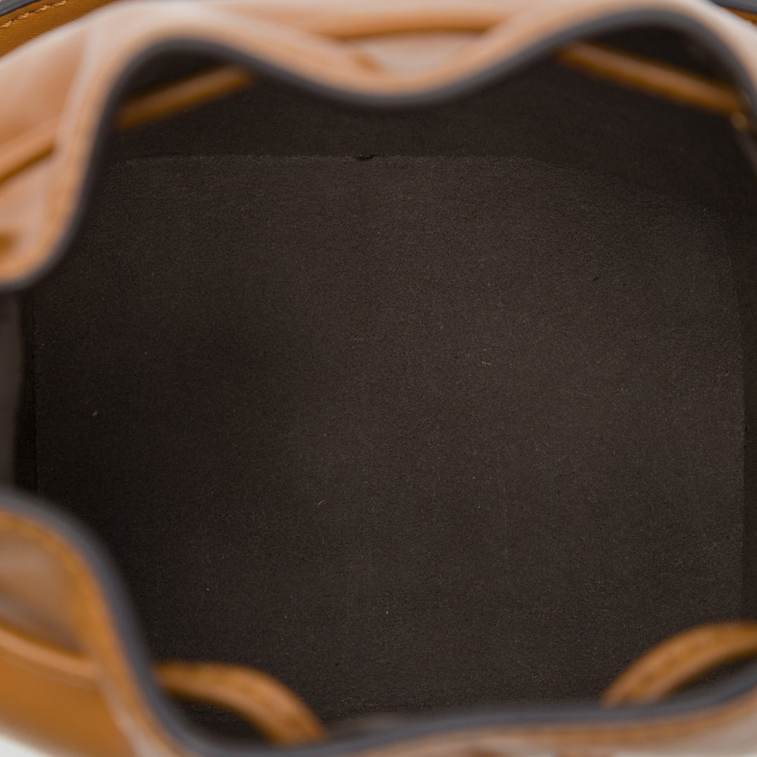 Fendi clouté Mon Tresor Sac seau Mini Marron – vue 4 – GABY PARIS