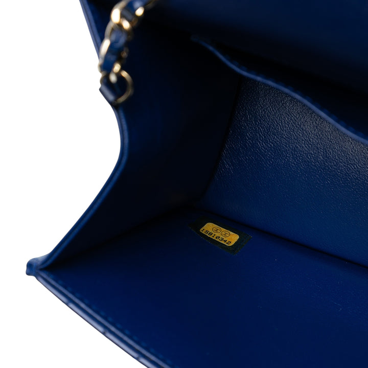 Chanel CC Matelassé Cuir d’agneau Long à rabat