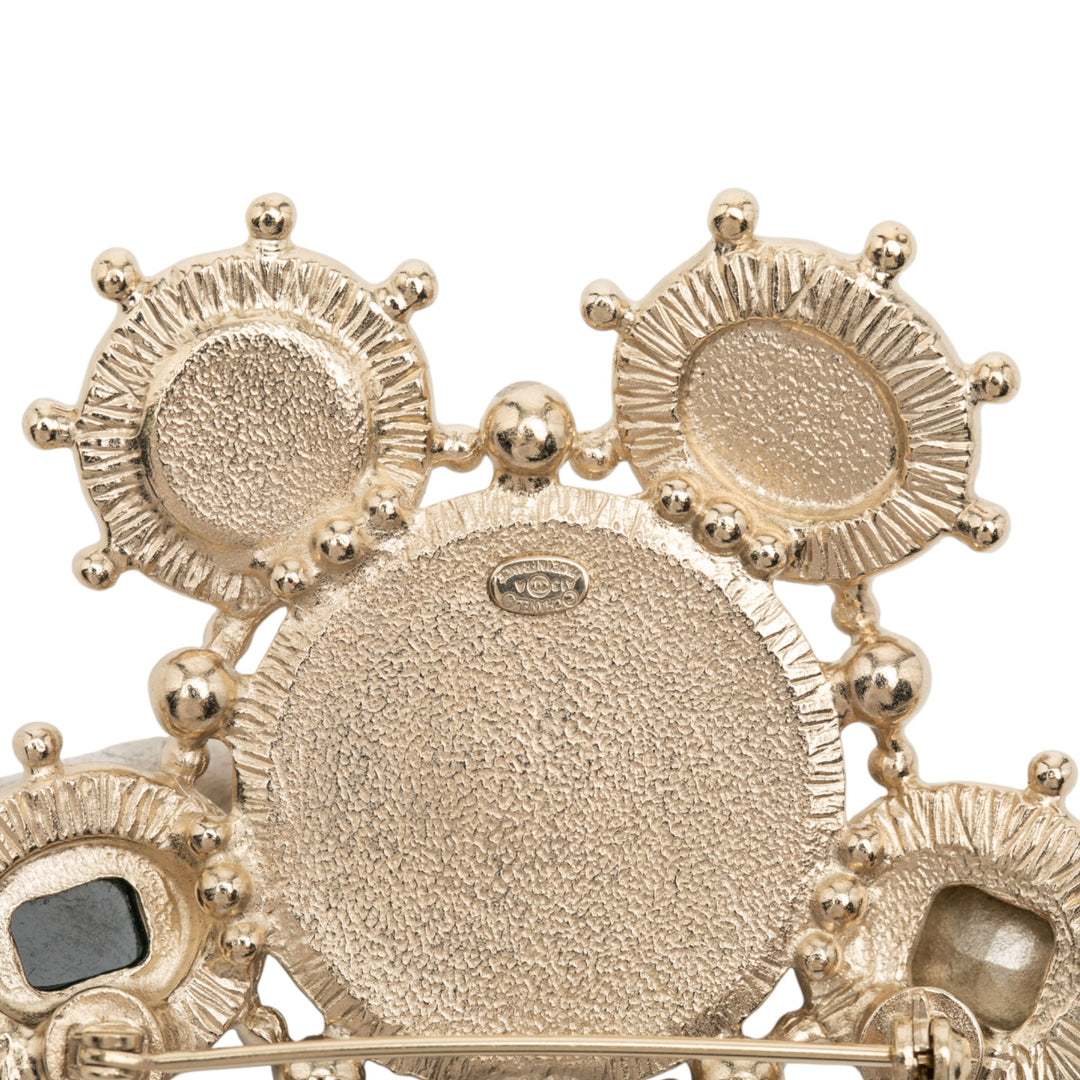 Chanel CC plaqué Tweed Jewel Pin Broche