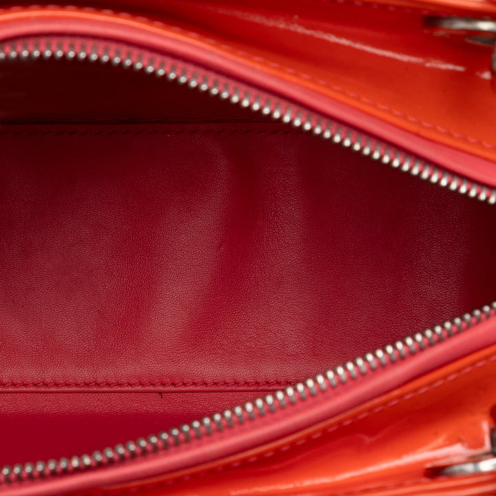 Dior Medium Cuir d’agneau Cannage Surpiqué Lady Dior