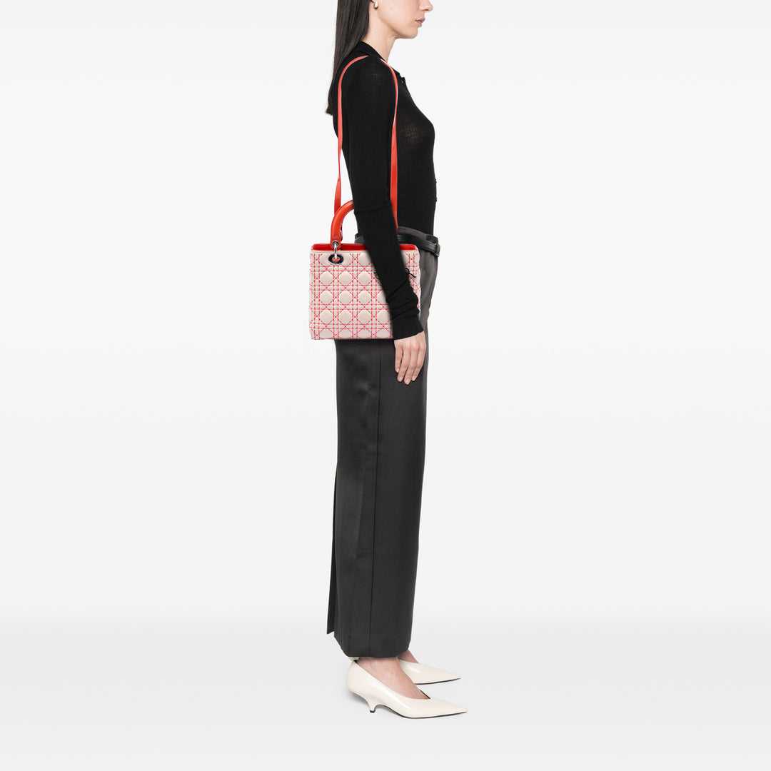 Dior Medium Cuir d’agneau Cannage Surpiqué Lady Dior