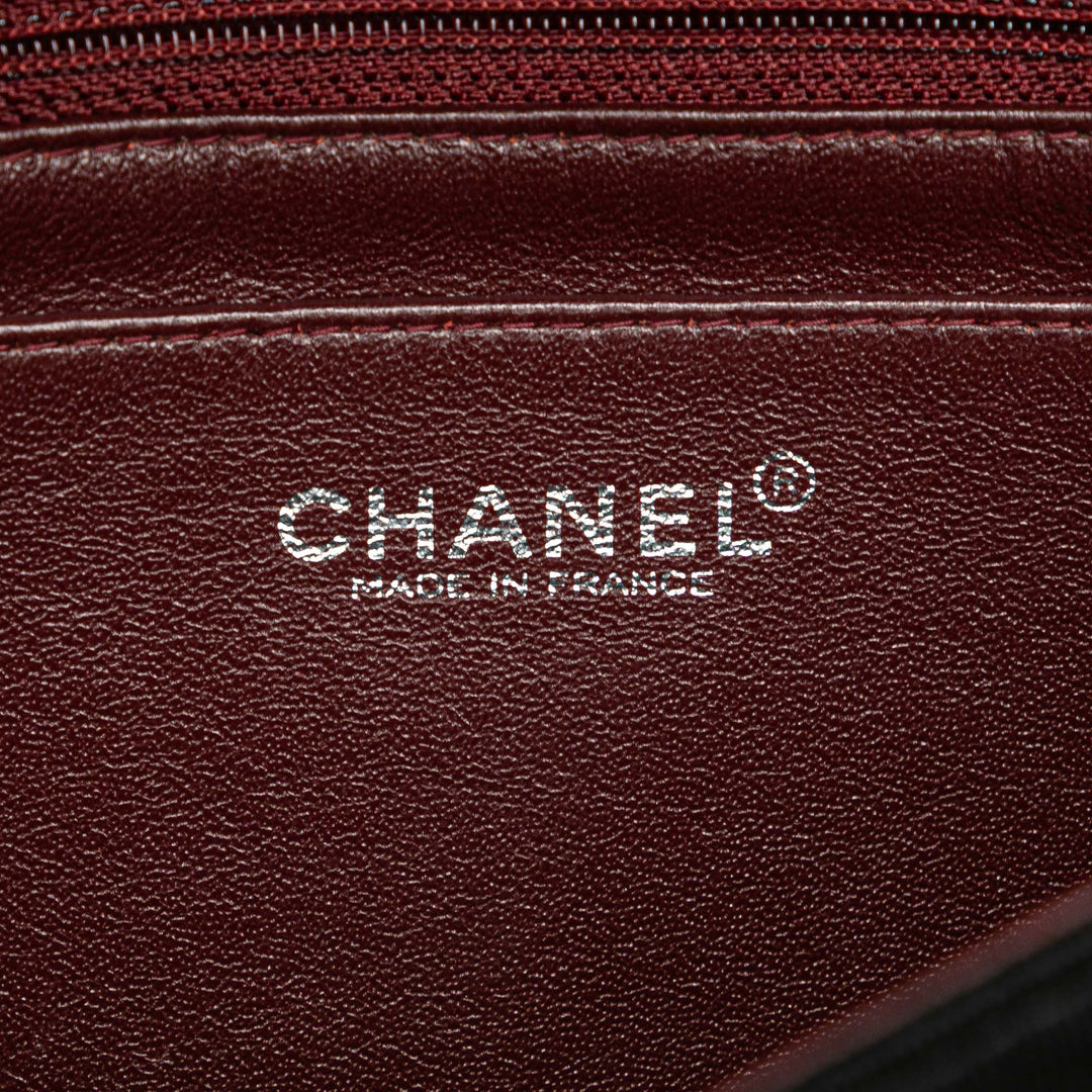 Chanel Medium Matelassé Jersey Simple rabat