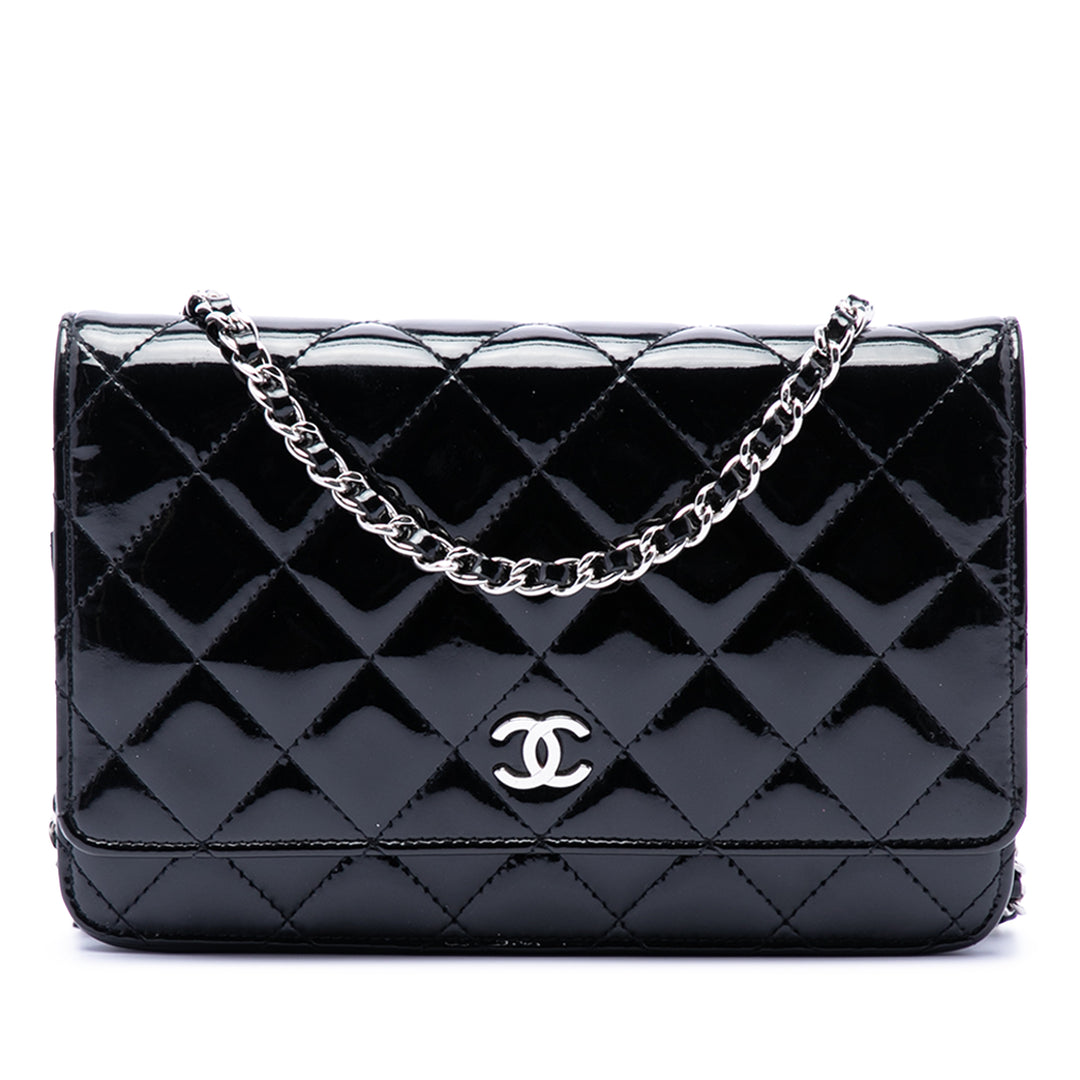 Chanel CC Matelassé Cuir verni Wallet on Chain