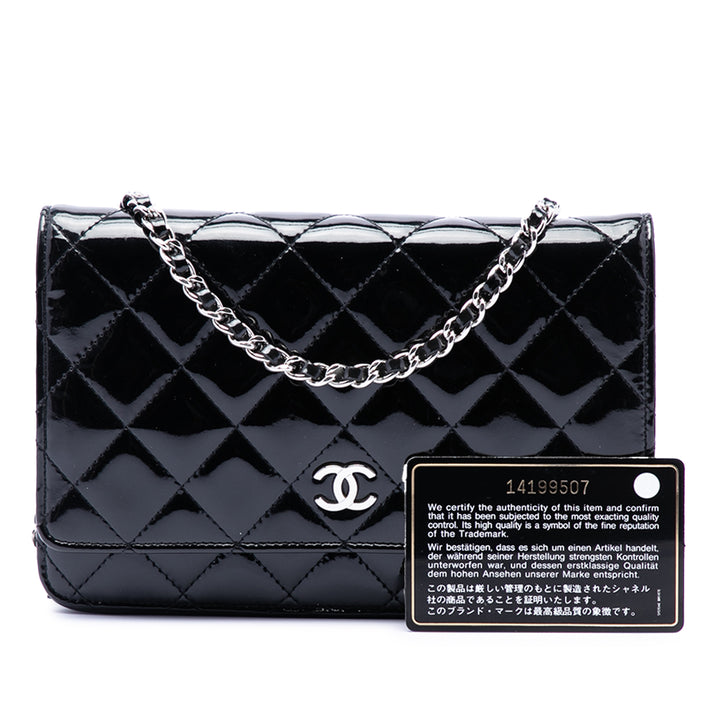 Chanel CC Matelassé Cuir verni Wallet on Chain