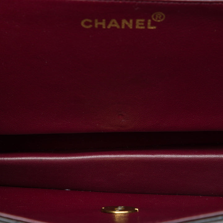 Chanel Medium CC Matelassé Cuir d’agneau Simple rabat