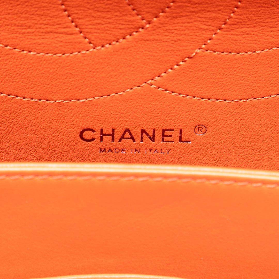 Chanel Matelassé Cuir verni Caviar Reissue 2.55 Double rabat 227 – GABY PARIS Authentique