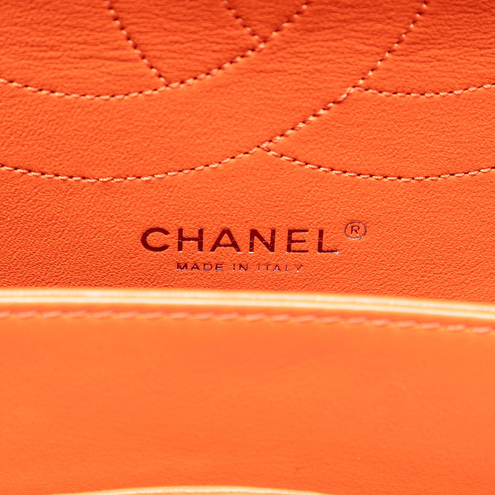 Chanel Matelassé Cuir verni Caviar Reissue 2.55 Double rabat 227 – GABY PARIS Authentique