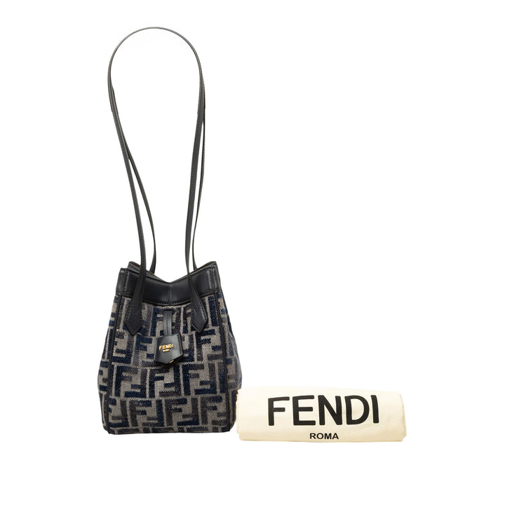 Fendi Sac porté épaule Zucca Chenille Origami Mini Noir – vue 7 – GABY PARIS