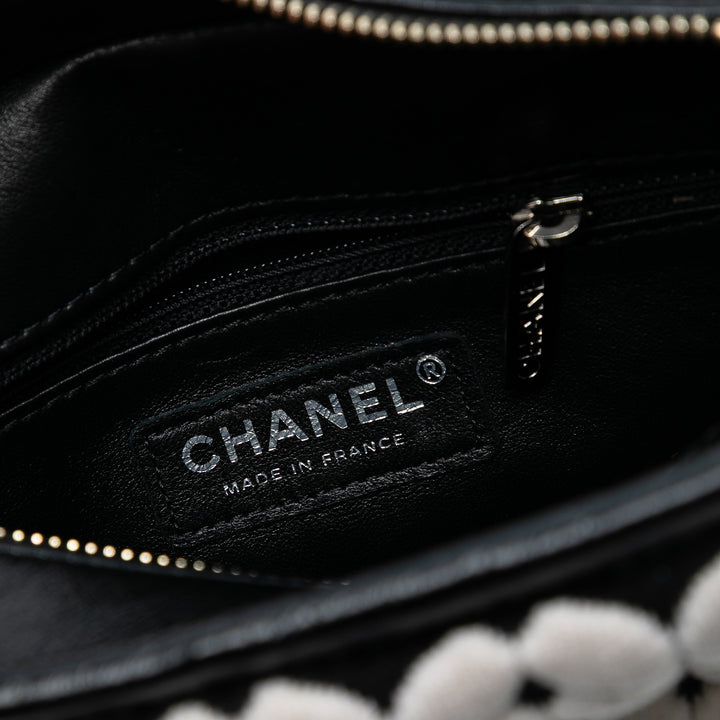 Chanel Small Knit et Cuir de veau Gabrielle Hobo