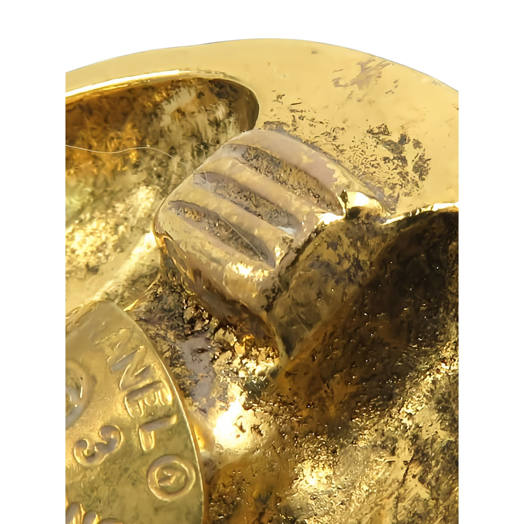 Chanel CC plaqué Cristal Rond À clip Boucles d'oreilles Doré – vue 8 – GABY PARIS