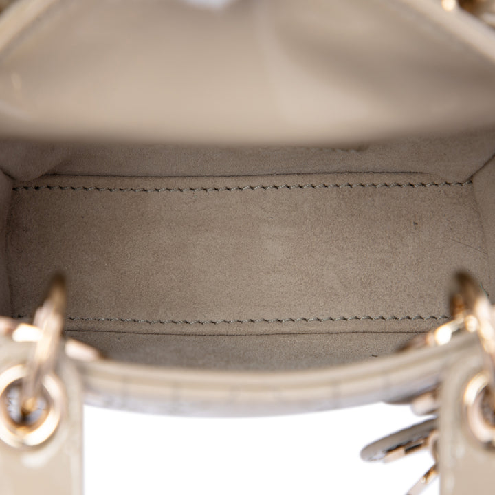 Dior Lady Dior Cannage Micro Beige – vue 4 – GABY PARIS