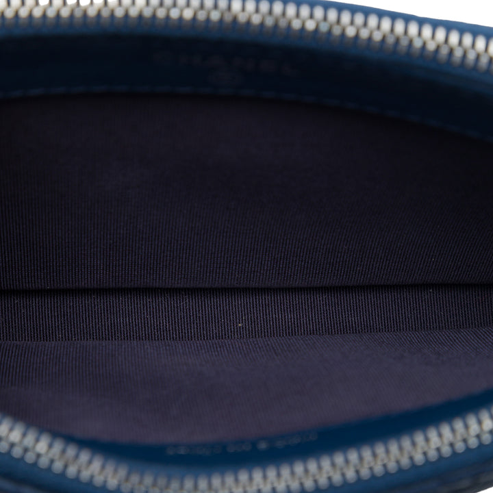 Chanel Matelassé vieilli Gabrielle Double Zippé Pochette avec chaîne Cuir de veau Bleu – vue 4 – GABY PARIS