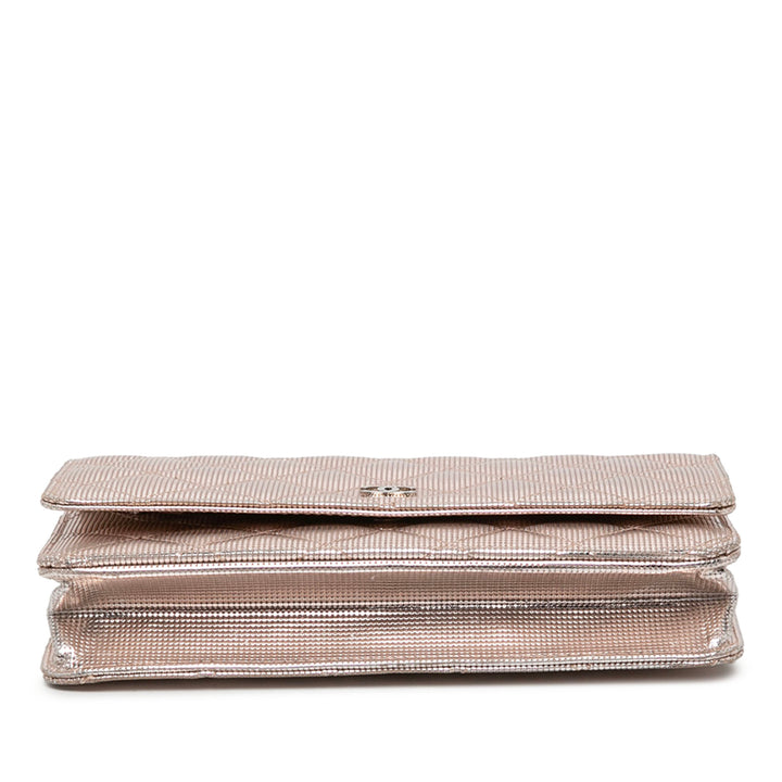 Chanel CC Matelassé Métallisé Pixel Effect Wallet on Chain Cuir de veau Rose – vue 3 – GABY PARIS