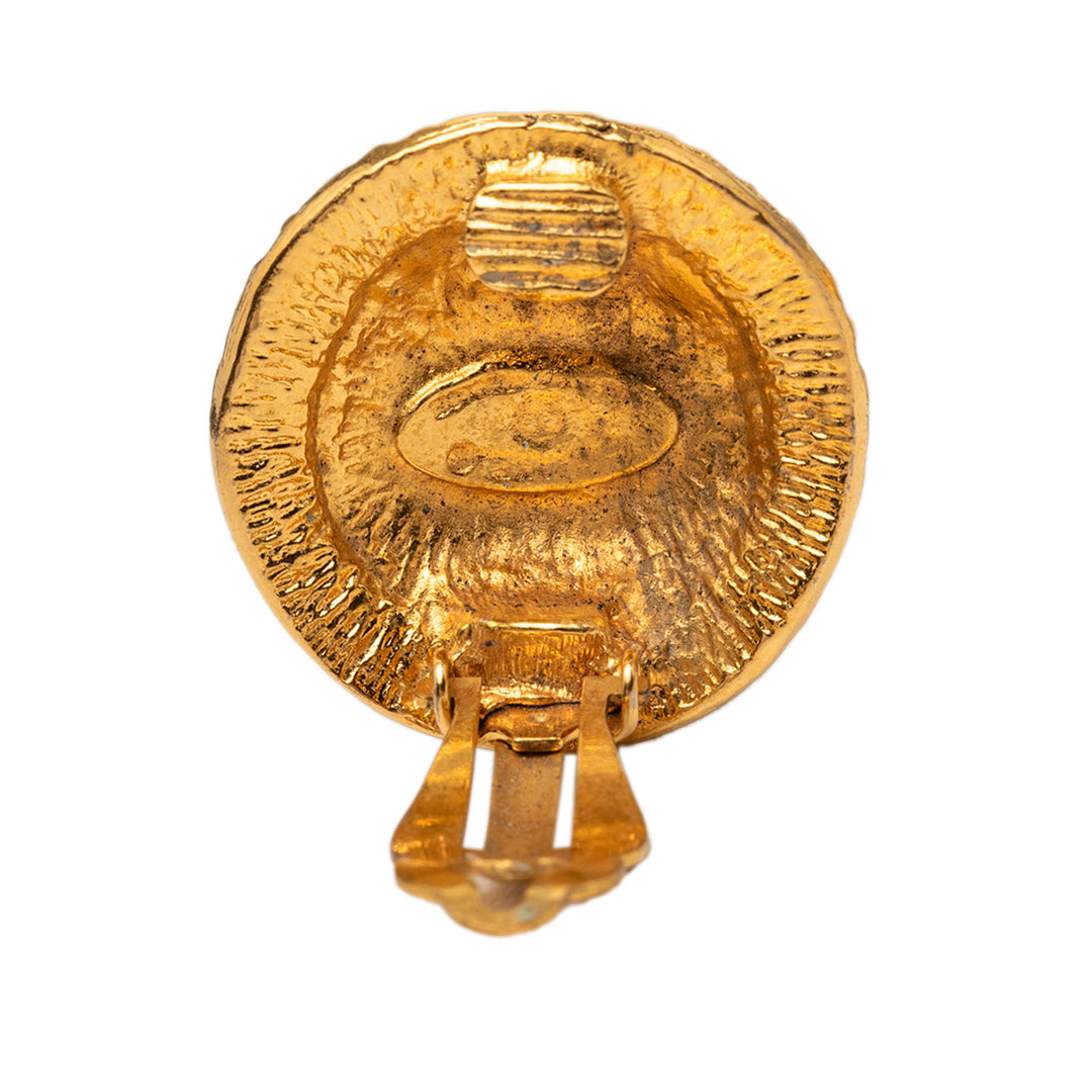 Chanel CC plaqué Rue Cambon Rond Clip on Boucles d’oreilles
