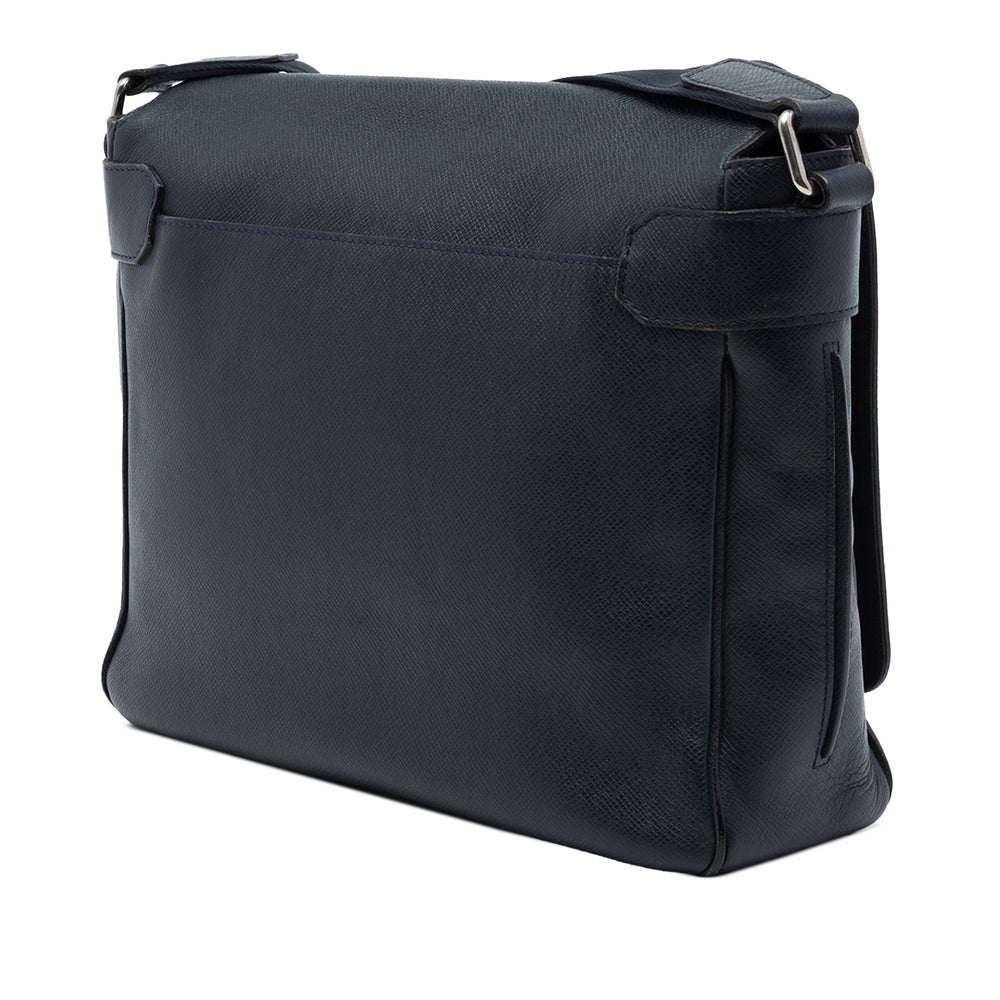 Louis Vuitton Taiga Roman MM Bleu – vue 2 – GABY PARIS