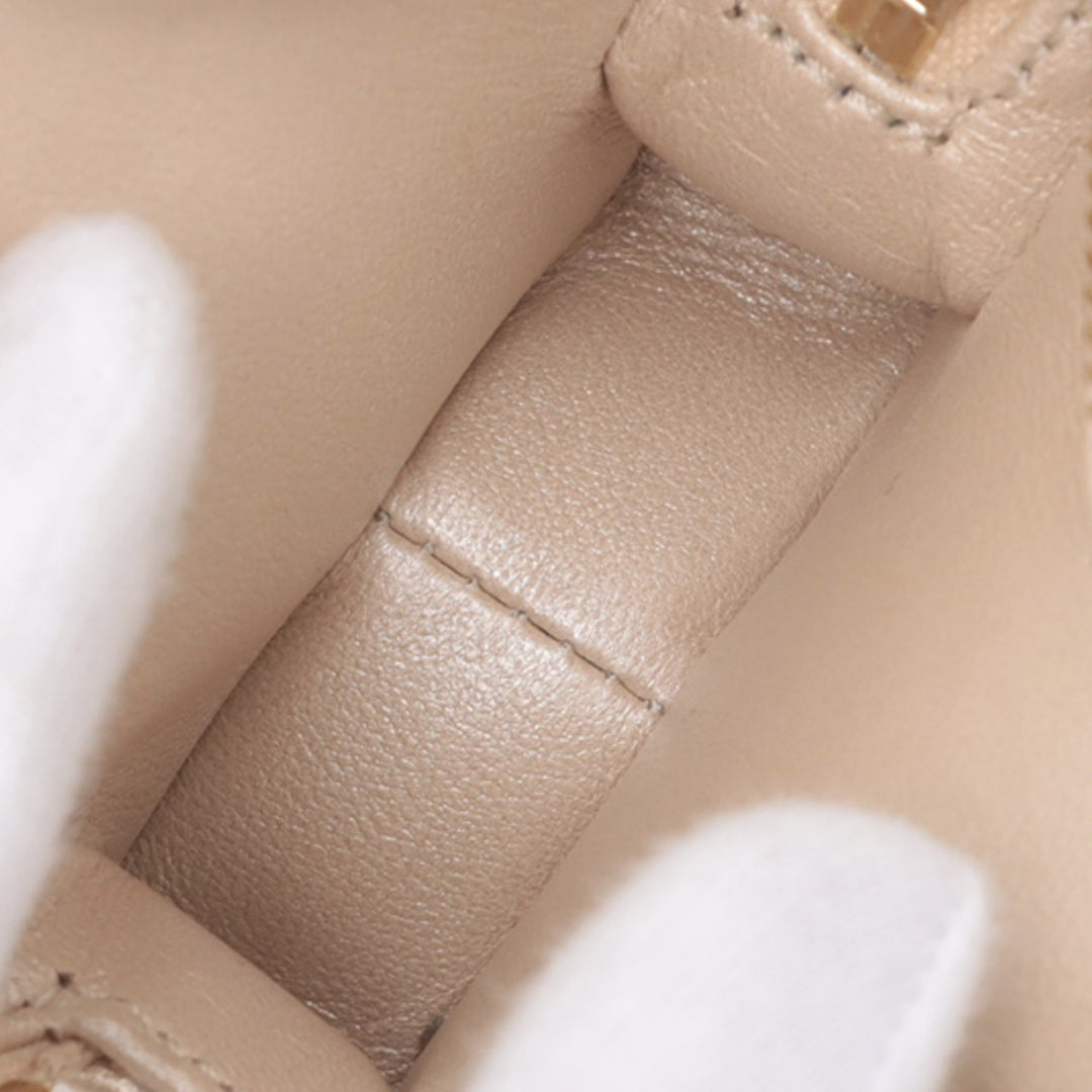 Chanel Quilted Métallisé Mirror Cuir de veau Hollywood Boulevard Sac à dos Doré