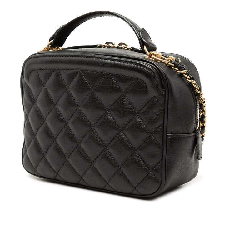 Chanel Small CC Matelassé Cuir d’agneau anse supérieure Vanity avec chaîne