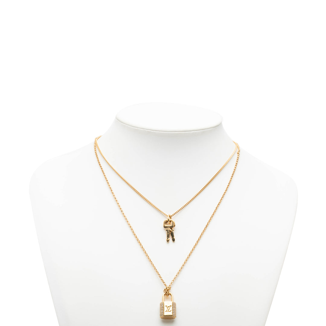 Louis Vuitton plaqué Strass Padlock et Key Pendant Collier Doré – vue 5 – GABY PARIS