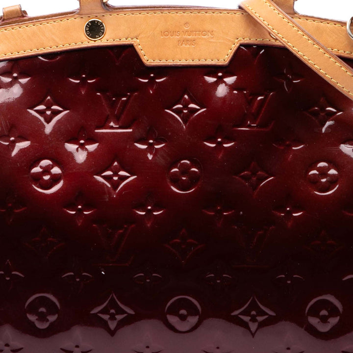 Brea MM Cuir verni Monogram Rouge