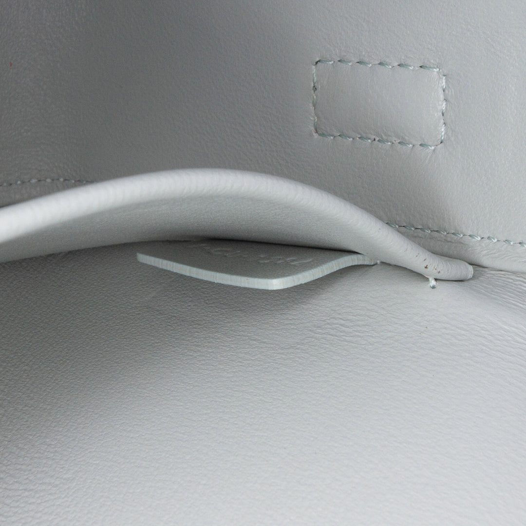 Celine Shiny Cuir de veau Claude Sac bandoulière Gris – GABY PARIS Authentique