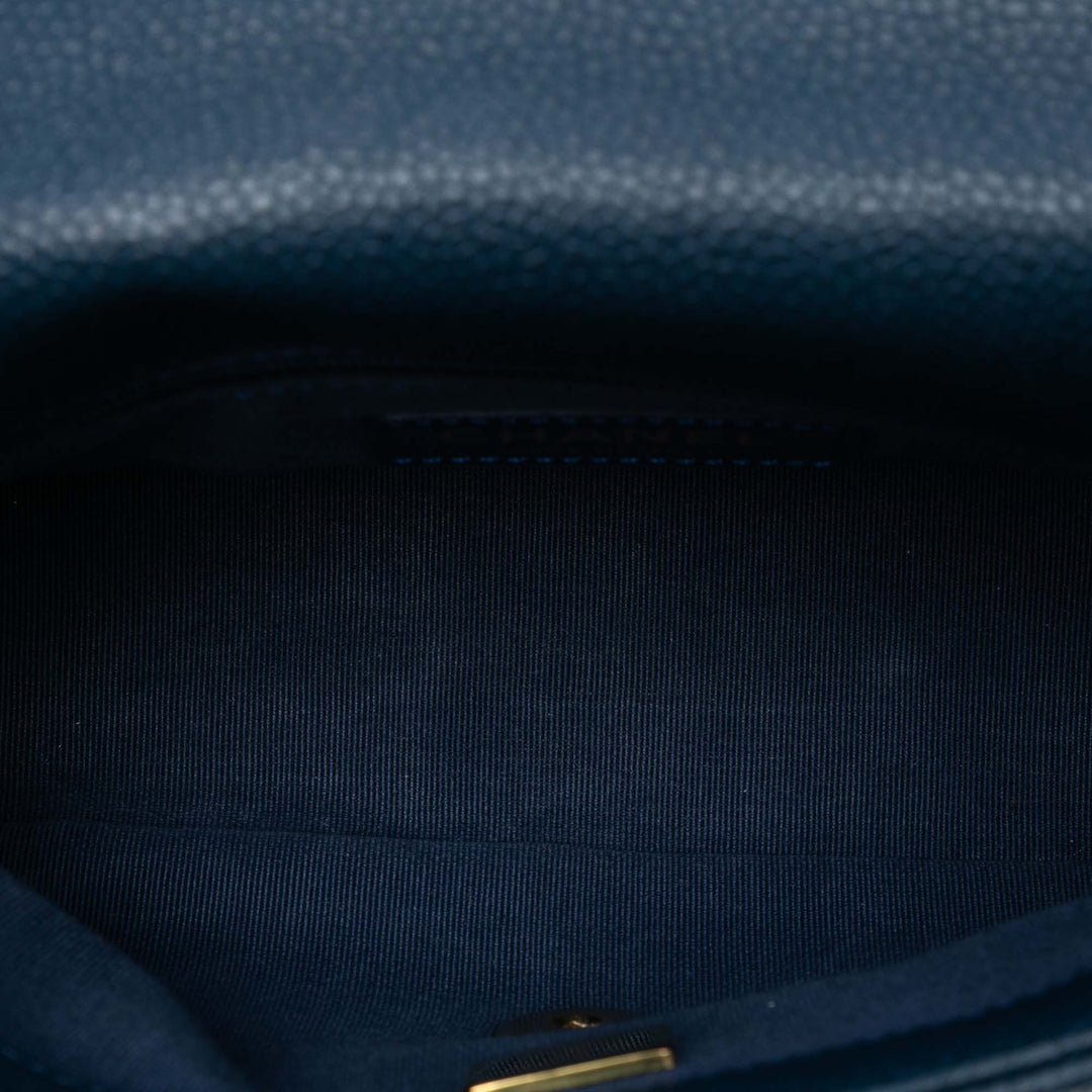 Chanel Mini Matelassé Caviar Chain Soul à rabat