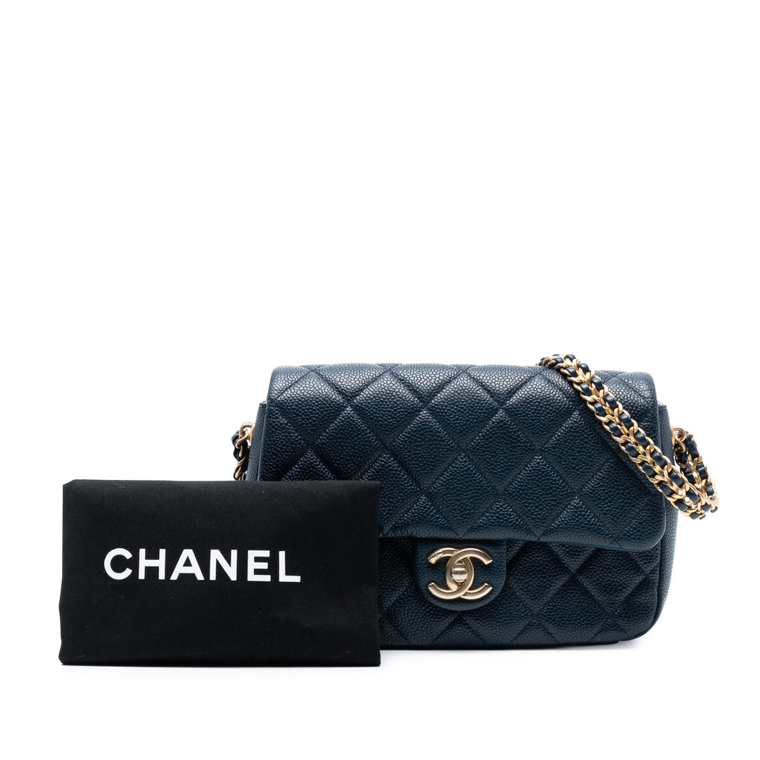 Chanel Mini Matelassé Caviar Chain Soul à rabat