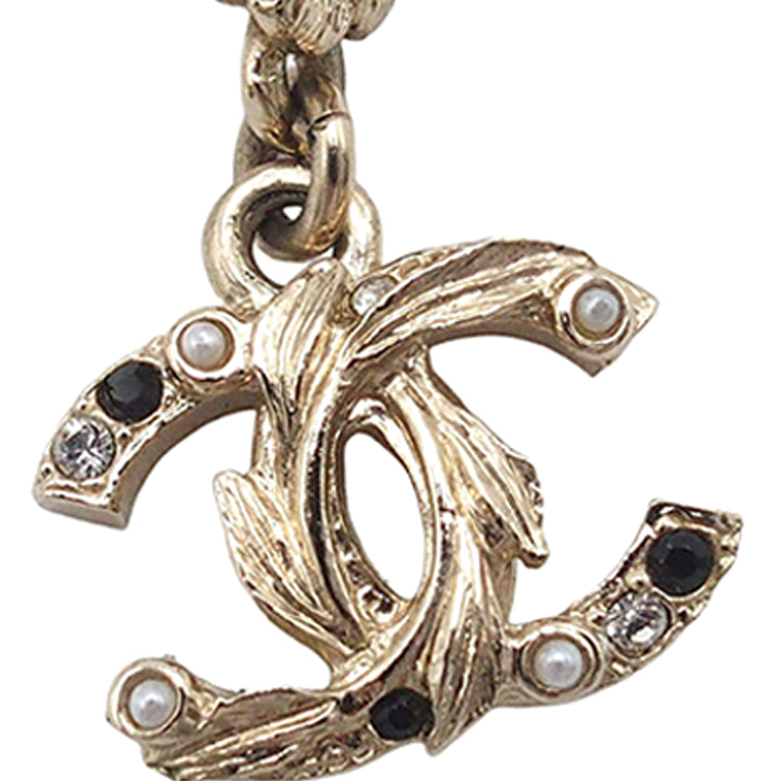 Chanel CC plaqué Perles fantaisie Rhinestone pendantes fermoir poussette Boucles d’oreilles – GABY PARIS Authentique