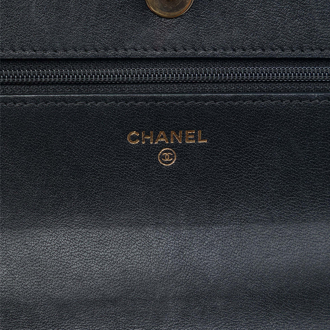 Chanel Chevron Mademoiselle Vintage Wallet on Chain de mouton Noir – vue 5 – GABY PARIS