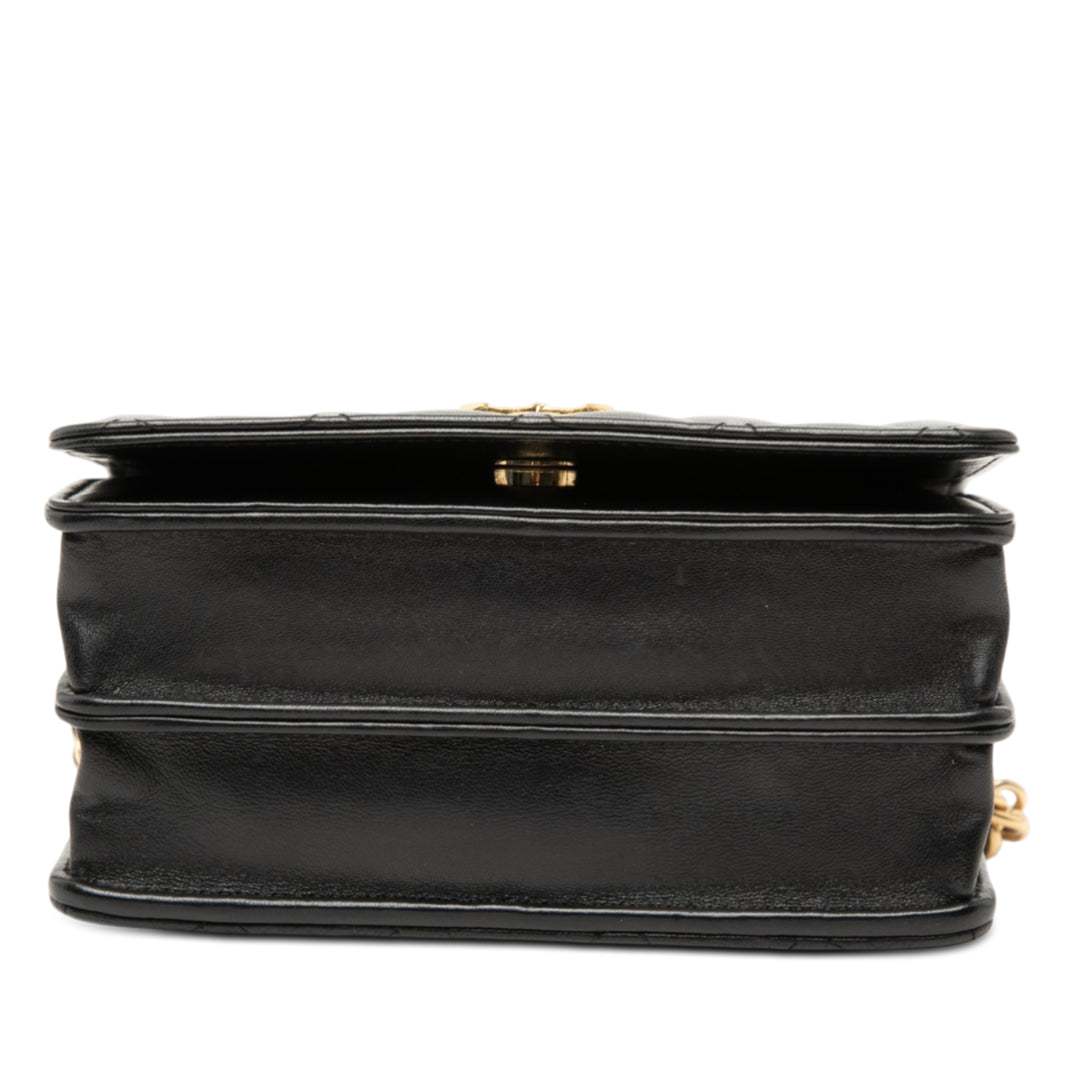Chanel Mini CC Matelassé Cuir d’agneau Bijoux Wallet on Chain