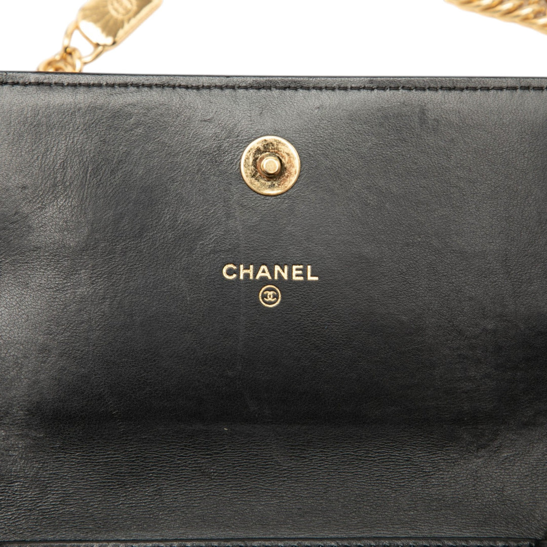 Chanel Mini CC Matelassé Cuir d’agneau Bijoux Wallet on Chain