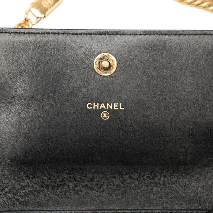 Chanel Mini CC Matelassé Cuir d’agneau Bijoux Wallet on Chain