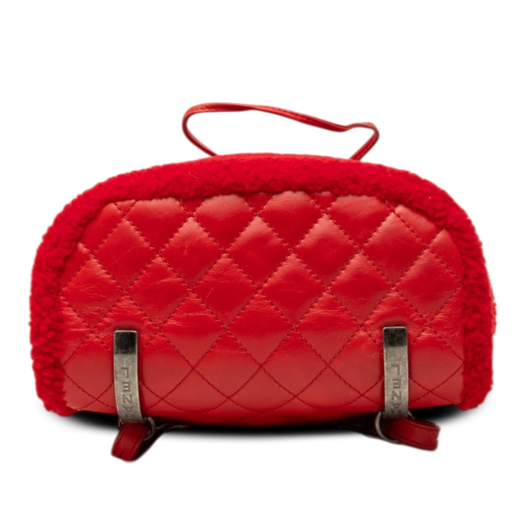 Chanel Shearling et Glacé Mountain Sac à dos Petit Cuir de veau Rouge – vue 3 – GABY PARIS
