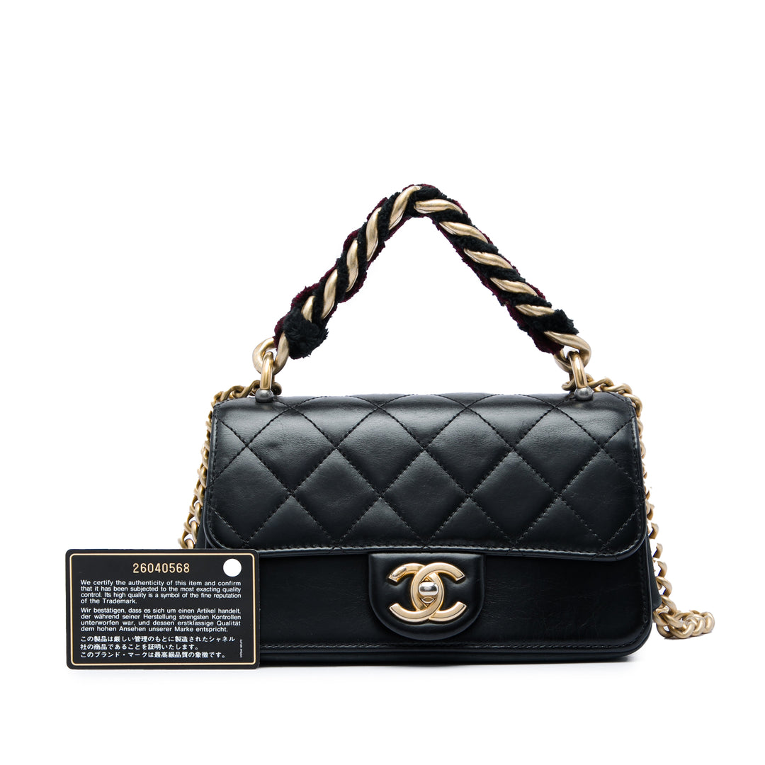 Chanel Matelassé Straight Lined à rabat Mini Cuir de veau Noir
