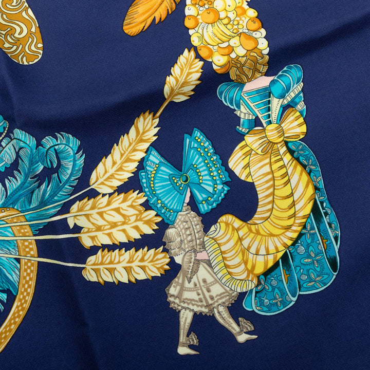 Hermès Chapeau! Foulard 90 Bleu – vue 4 – GABY PARIS