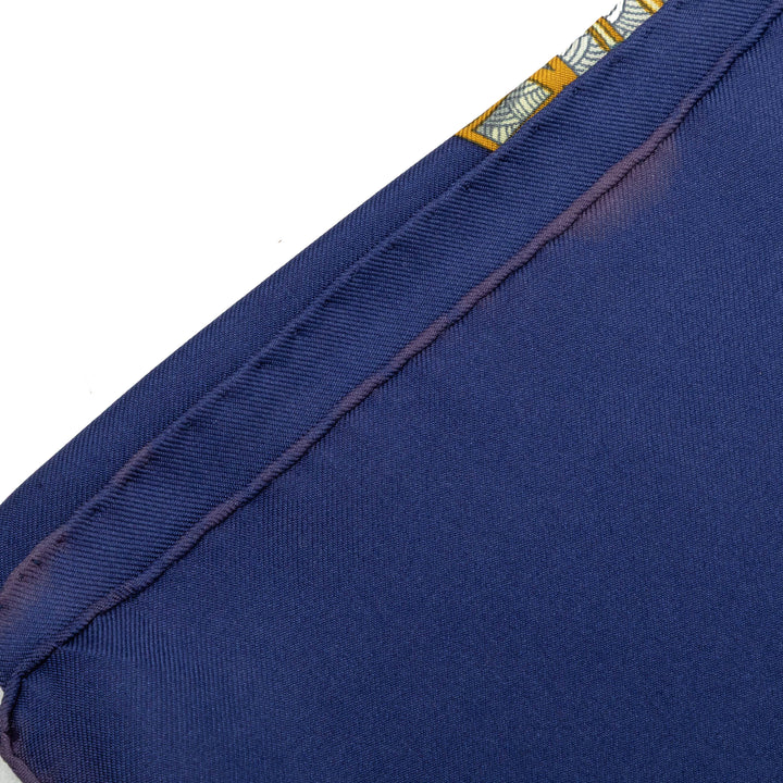 Hermès Chapeau! Foulard 90 Bleu – vue 7 – GABY PARIS