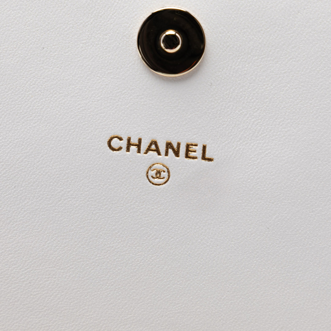 Chanel Matelassé Cuir d’agneau Book Wallet on Chain
