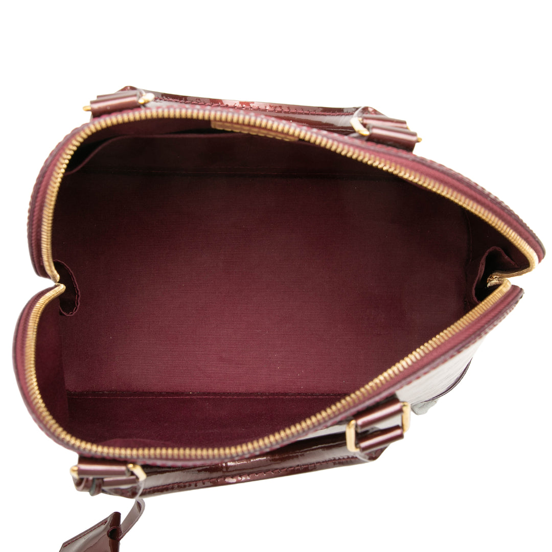 Louis Vuitton Alma PM Cuir verni Monogram Rouge – vue 4 – GABY PARIS