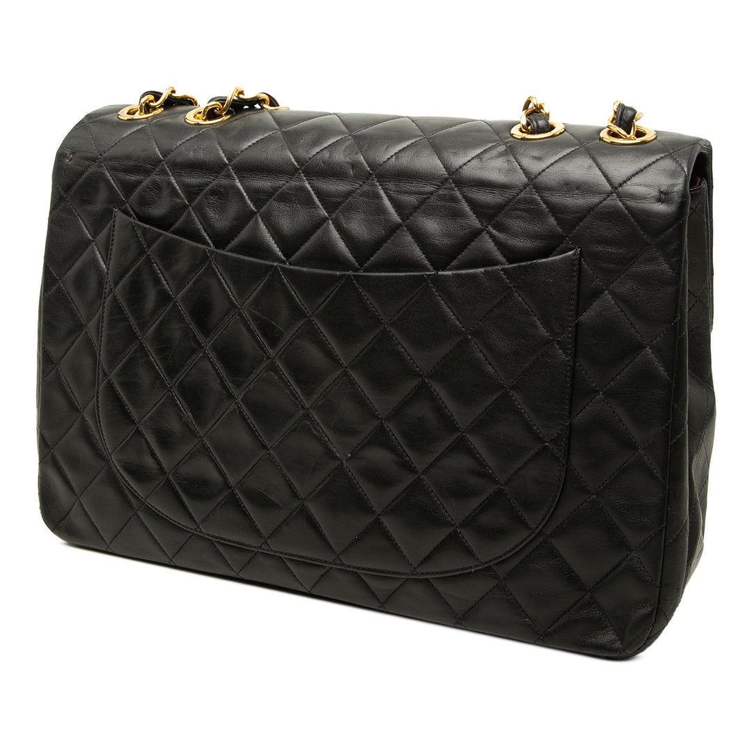 Chanel Sac porté épaule Classic Rabat simple Maxi Cuir d'agneau Noir – vue 2 – GABY PARIS