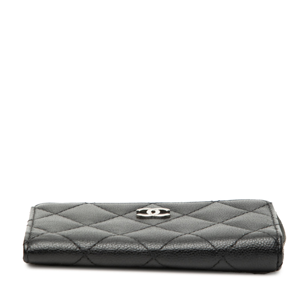 Chanel Matelassé Caviar Zipped Key Holder Coin Étui