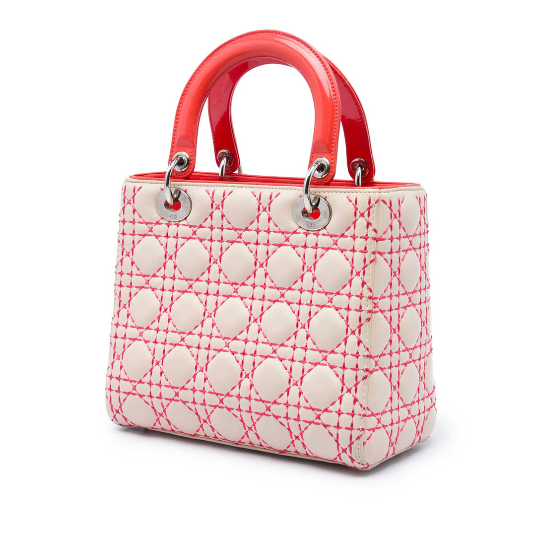 Dior Lady Dior Cannage Surpiqué Moyen Cuir d'agneau Orange – vue 2 – GABY PARIS