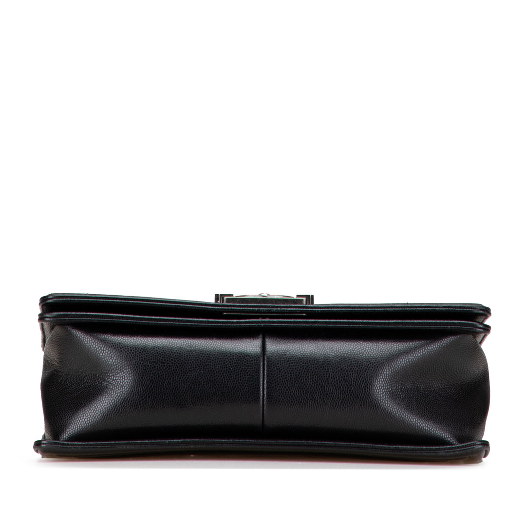 Chanel Old Medium Chevron Caviar Boy Flap Noir – GABY PARIS Authentique