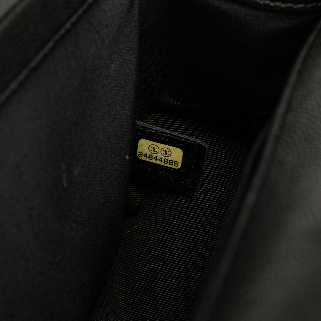 Chanel Old Medium Chevron Caviar Boy Flap Noir – GABY PARIS Authentique