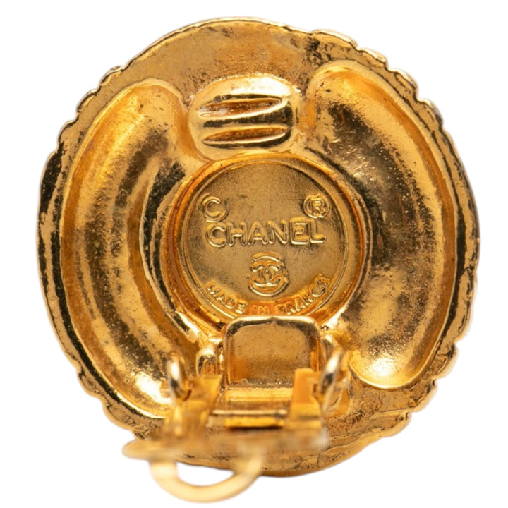 Chanel CC plaqué Matelassé Perles fantaisie Clip On Boucles d'oreilles