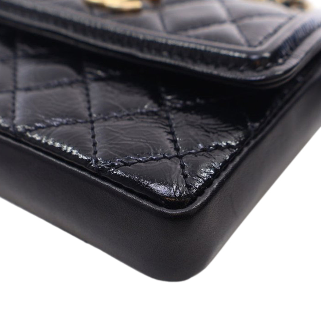 Chanel Quilted Shiny Aged Cuir de veau Waist Belt Bag Noir